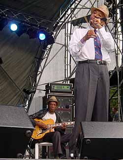 Hilton as part of the District Six Band,with Mac McKenzie (seated).
© Eugene Arries